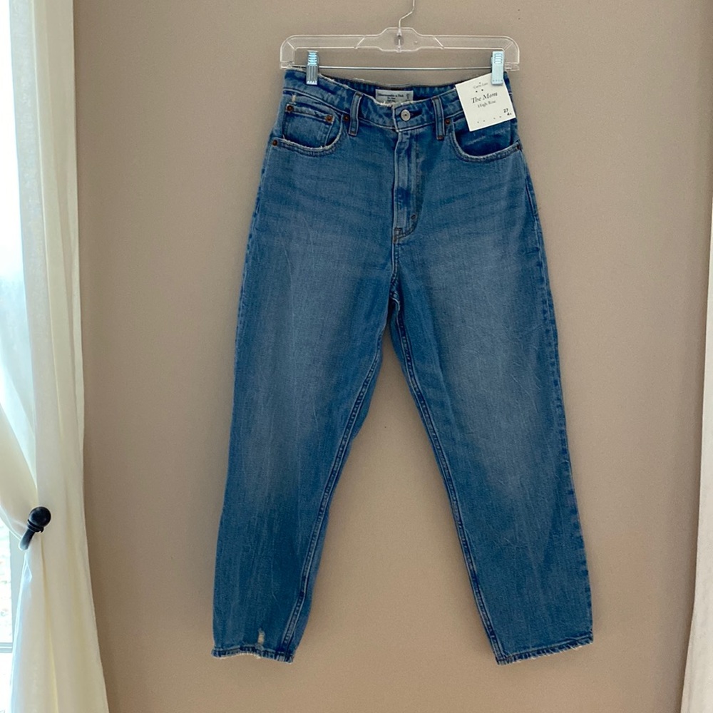 Abercrombie The Mom high rise size 27(4)